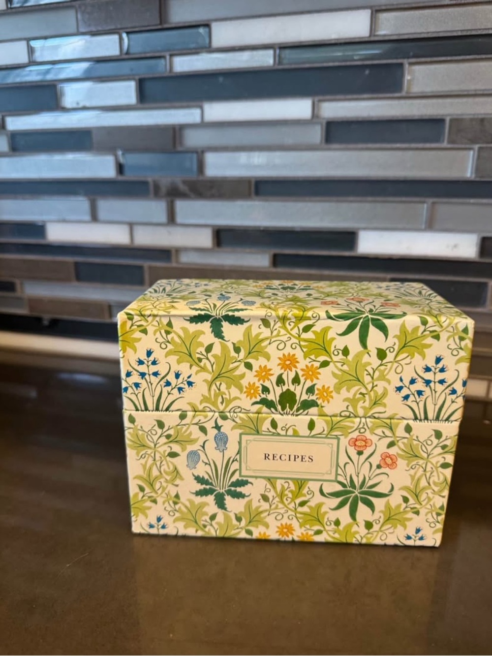 Recipe Card Box with tabs and cards